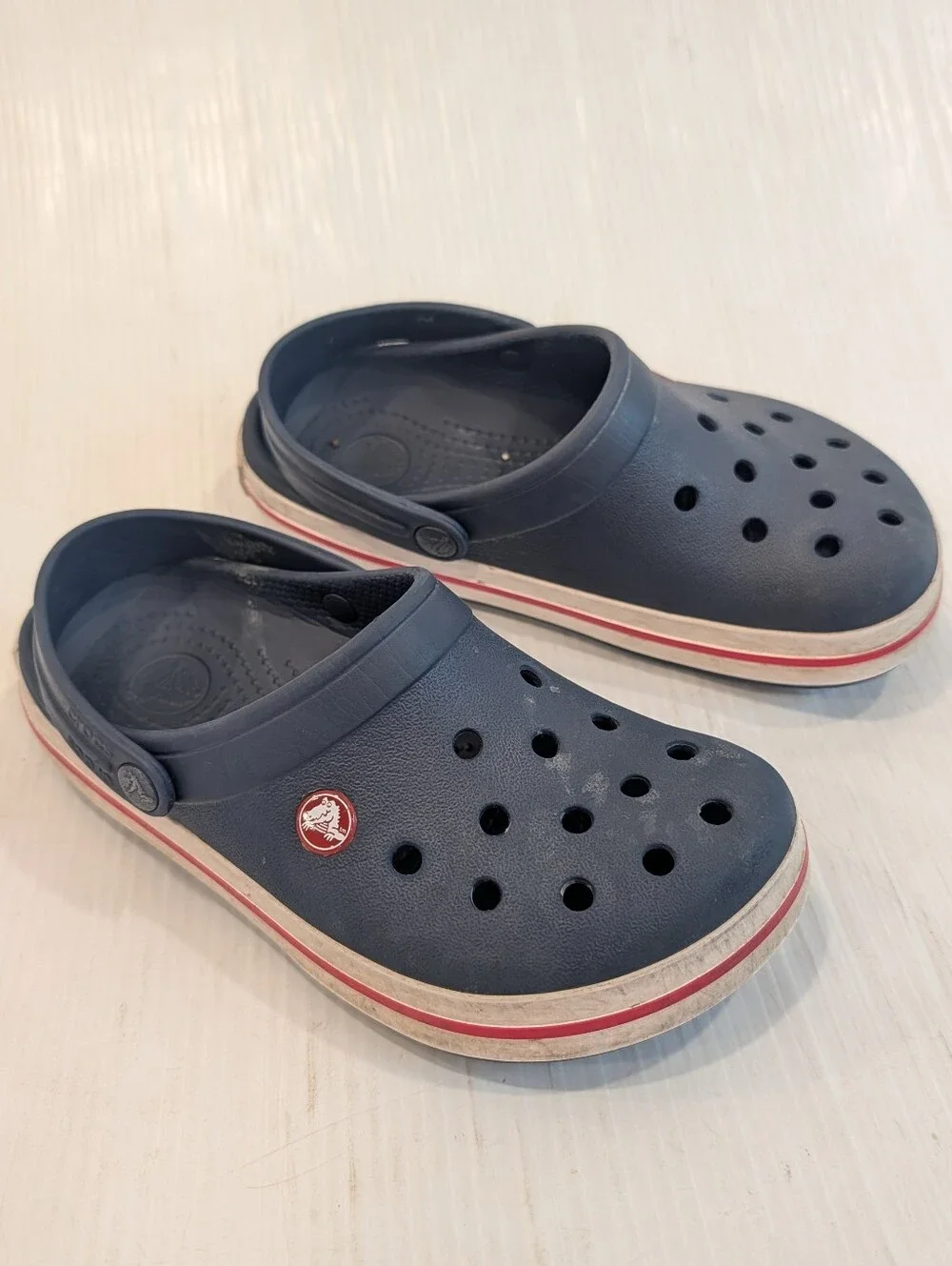 CROCS Kids Navy Crocband Clogs with Red White Sole  Size 4 Youth